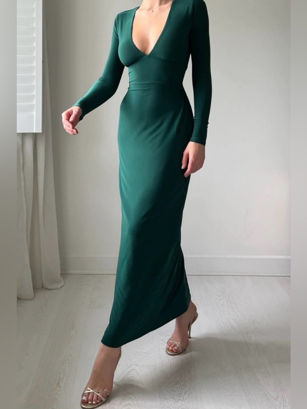 AYM Taylor Green Lace Up Waist Cinch Long Sleeve V Neck Maxi Midi Dress Medium